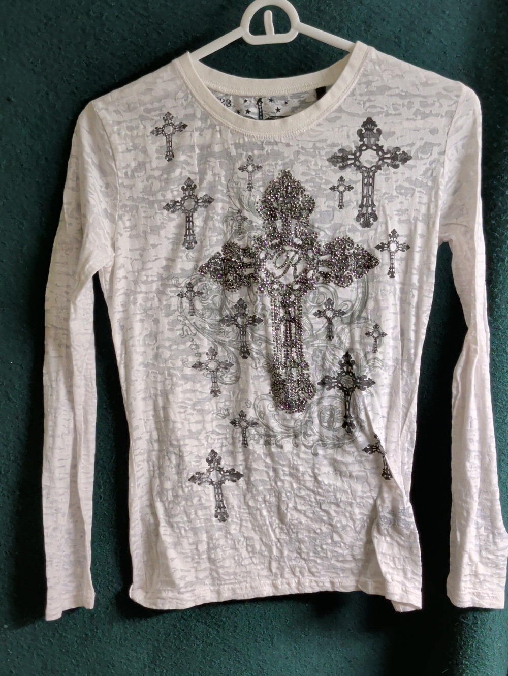 Rock & Roll Cowgirl White Long Sleeve Cross Bling Tee
